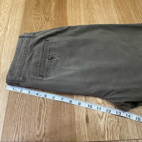 GURTEEN LIZARD SHORTS - 32 - Picture 5 of 11